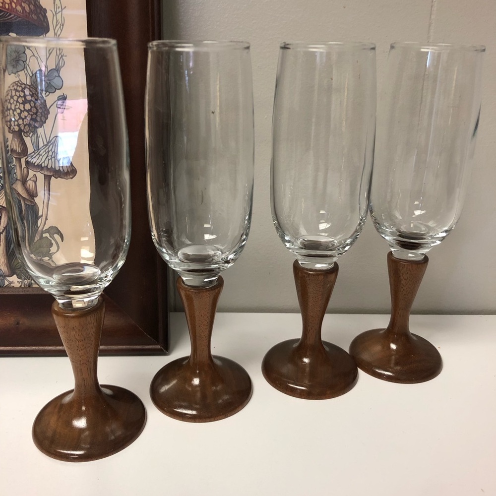 Vintage MCM Wood Stem Champagne Flutes 4 in Excellent Condition 8” Tall
